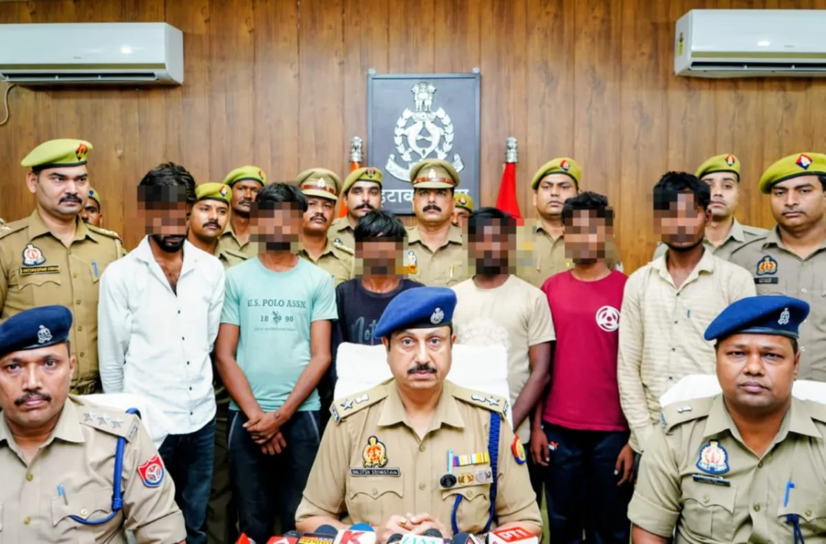 इटावा : फोन पर सायरन बजाकर डराते थे और क्राइम ब्रांच बन ऐंठ लेते थे लाखों! पुलिस ने 6 अंतर्राज्यीय साइबर ठगों को दबोचा